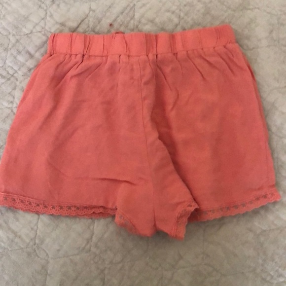 Shorts - Picture 4 of 5